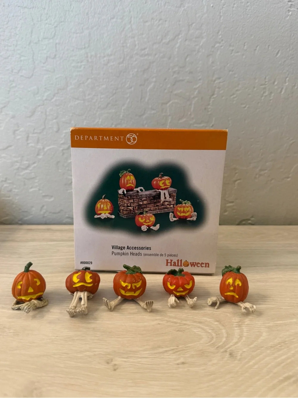 Dept 56 Halloween Village Accessories - Pumpkin Heads (#800029) - Set of 5 w Box